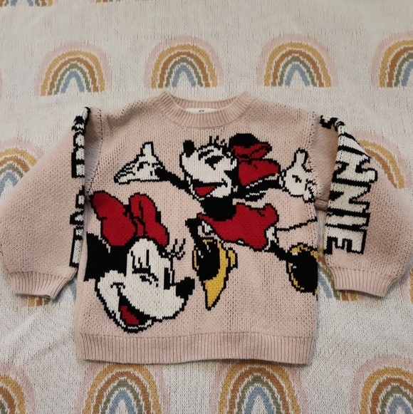 H&M Other - H&M Minnie Mouse Graphic Sweater - 3/4 3t 4t Disney